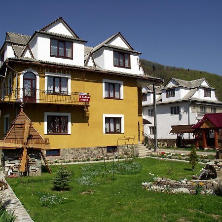 Guest House U Myrona Yaremche Exterior photo
