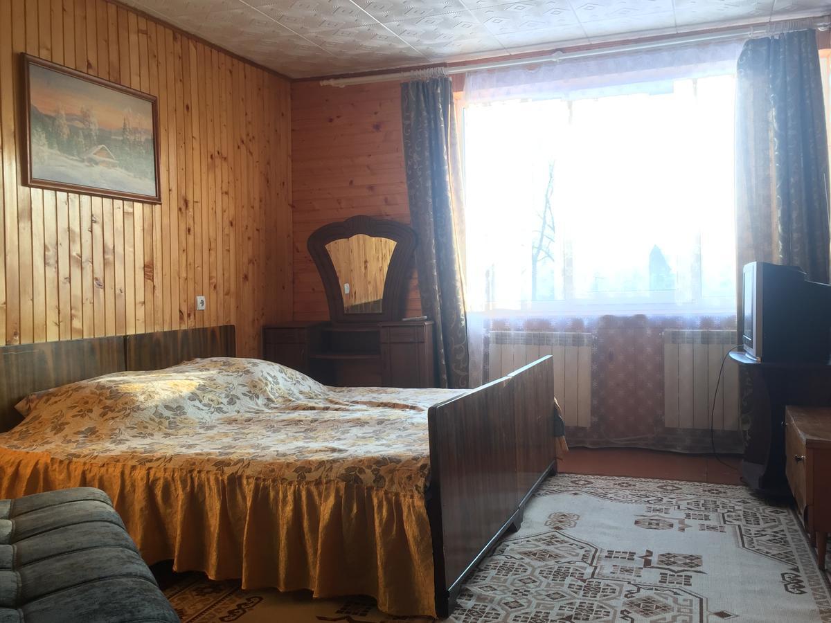 Guest House U Myrona Yaremche Exterior photo
